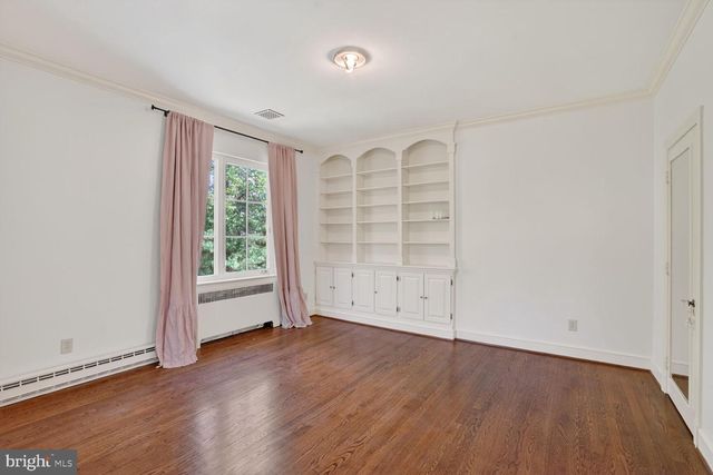 5553 LITTLE FALLS RD, Arlington, VA 22207