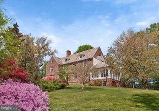 5553 LITTLE FALLS RD, Arlington, VA 22207