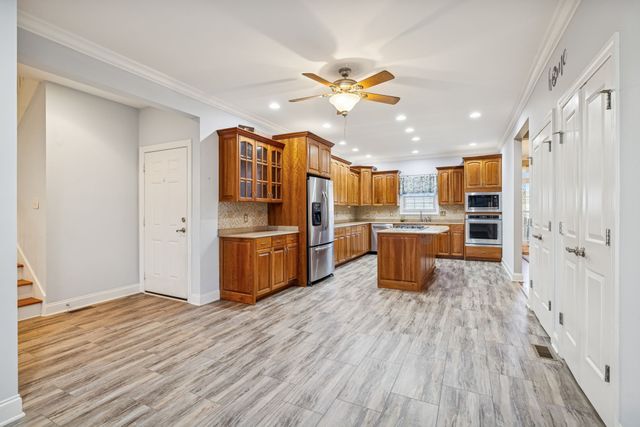 1312 Pimlico Pl, Columbia, TN 38401