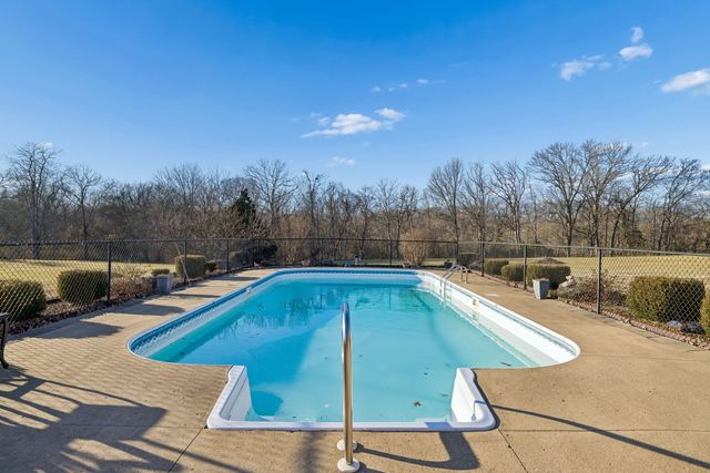 1312 Pimlico Pl, Columbia, TN 38401