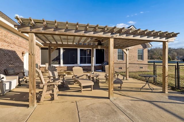 1312 Pimlico Pl, Columbia, TN 38401