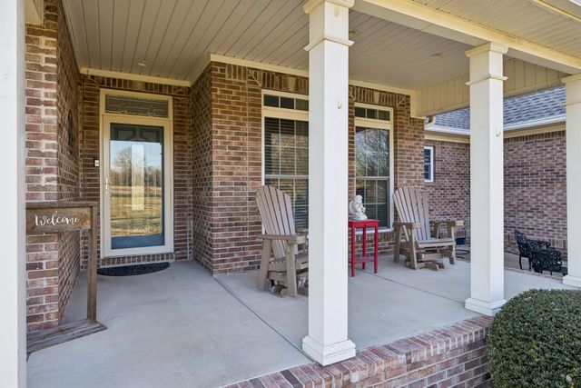 1312 Pimlico Pl, Columbia, TN 38401