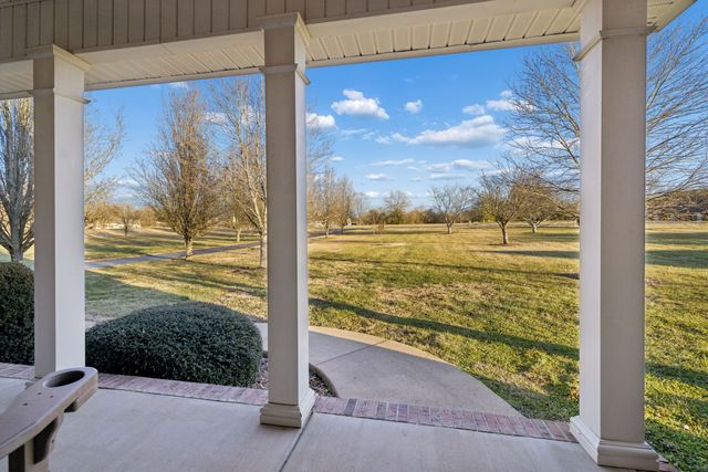 1312 Pimlico Pl, Columbia, TN 38401