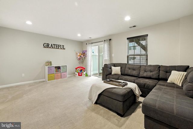 1036 NOBLE PL, Sewell, NJ 08080