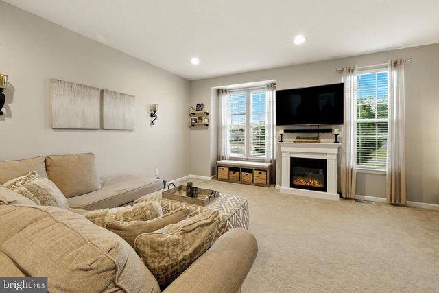 1036 NOBLE PL, Sewell, NJ 08080