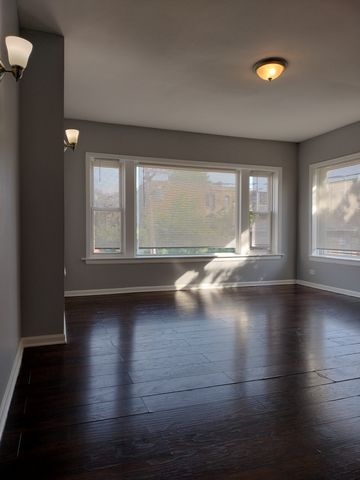 2525 E 72nd Place 2, Chicago, IL 60649