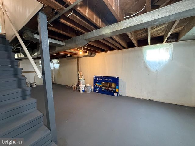 301 DENISON ST, Baltimore, MD 21229