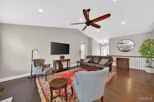 1037 Stonewick Court, Herculaneum, MO 63048