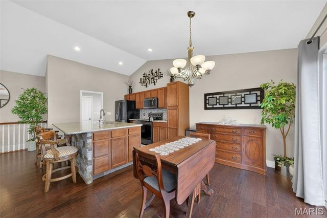 1037 Stonewick Court, Herculaneum, MO 63048