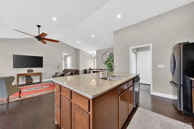 1037 Stonewick Court, Herculaneum, MO 63048