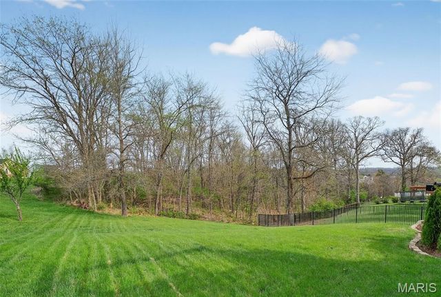 1037 Stonewick Court, Herculaneum, MO 63048