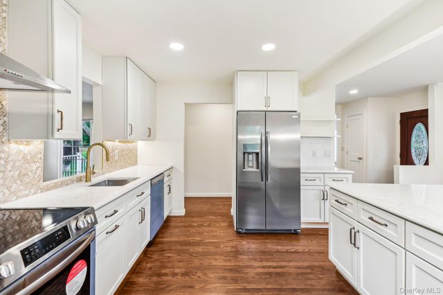 8 Mill Lot Road, Middle Island, NY 11953