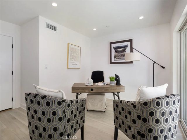 123 E 223rd 3, Carson, CA 90745