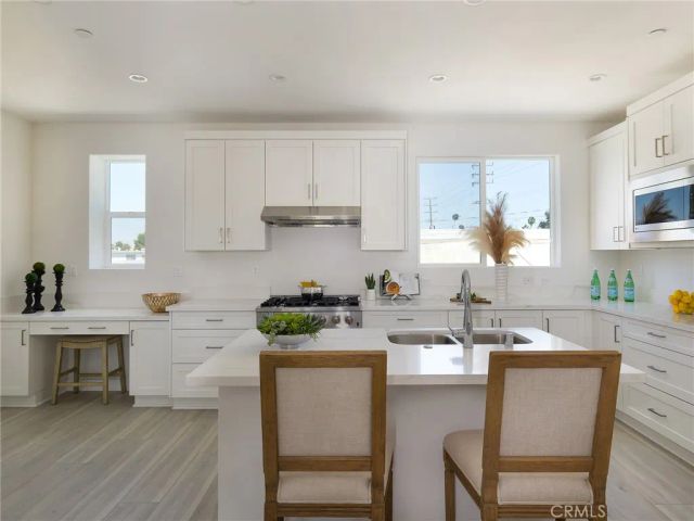 123 E 223rd 3, Carson, CA 90745
