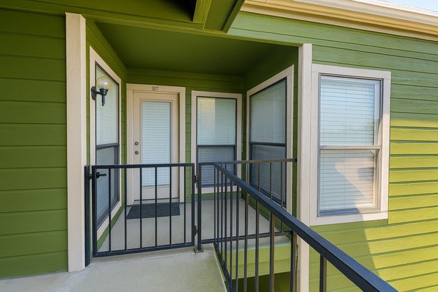 9823 Walnut Street 307, Dallas, TX 75243