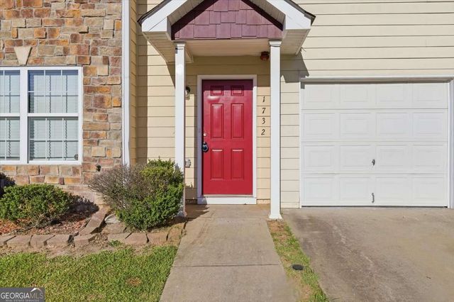 1732 Old Dogwood, Jonesboro, GA 30238