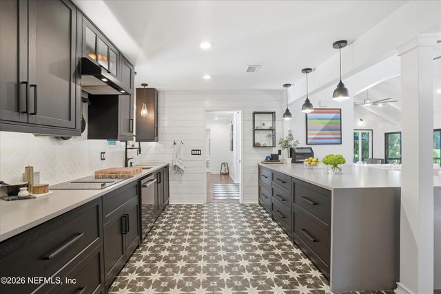 128 NANDINA Circle, Ponte Vedra Beach, FL 32082