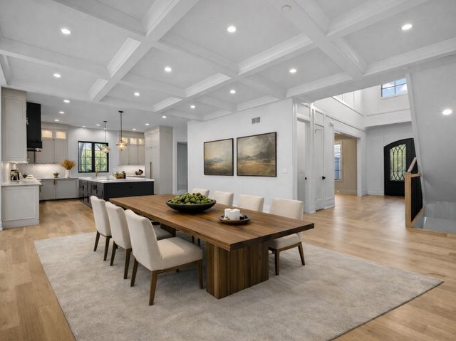 1851 Oakwood Road, Northbrook, IL 60062