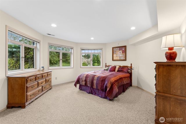 19301 4th Place SW, Normandy Park, WA 98166