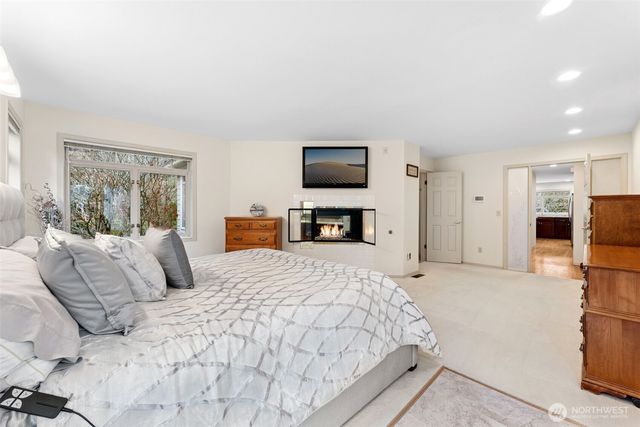 19301 4th Place SW, Normandy Park, WA 98166