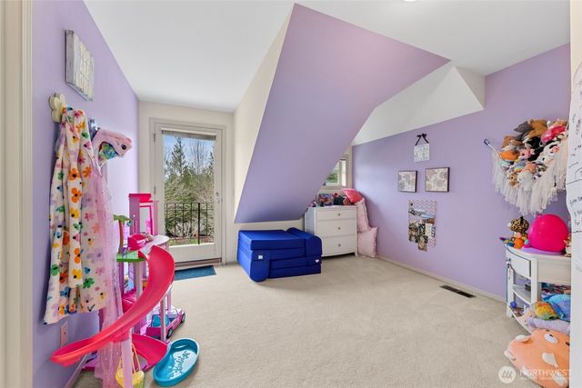 19301 4th Place SW, Normandy Park, WA 98166