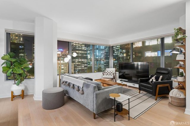 280 Spear Street 11A, San Francisco, CA 94105