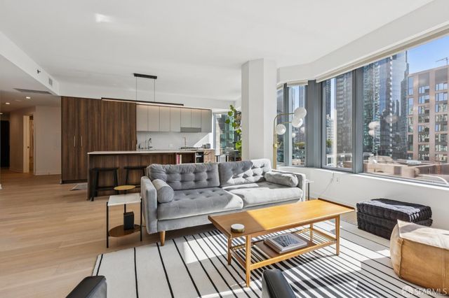 280 Spear Street 11A, San Francisco, CA 94105