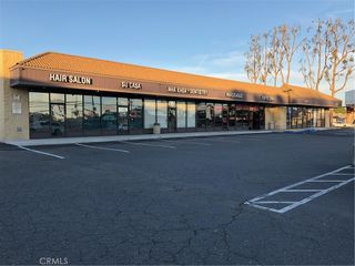 2733 W Edinger Avenue, Santa Ana, CA 92704