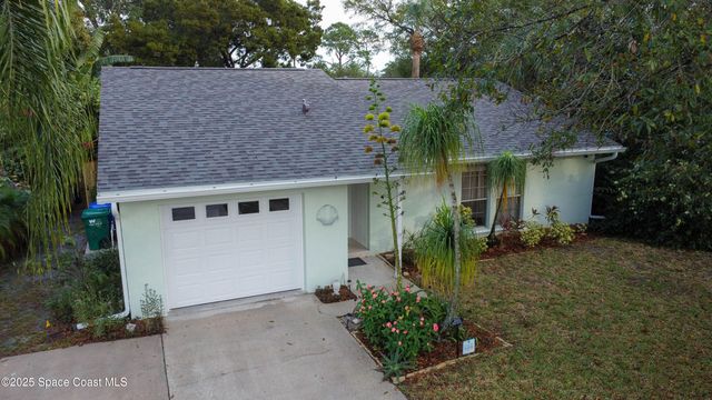 425 Banyan Street, Sebastian, FL 32958