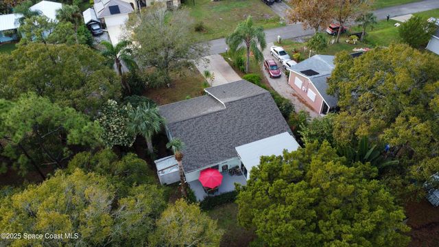 425 Banyan Street, Sebastian, FL 32958