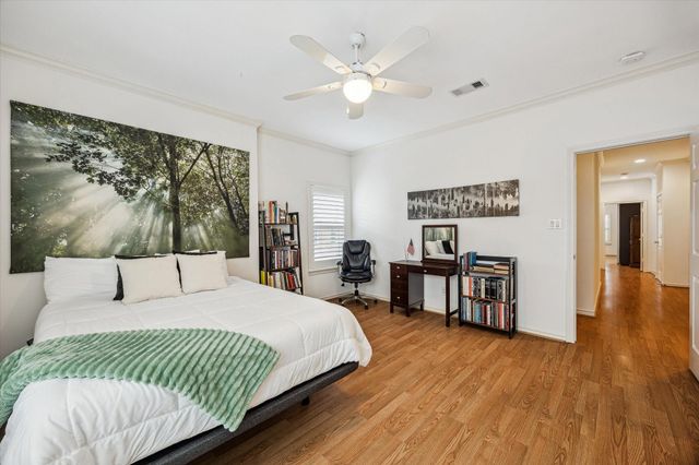 6837 Staffordshire Street, Houston, TX 77030