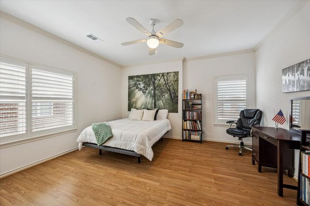 6837 Staffordshire Street, Houston, TX 77030