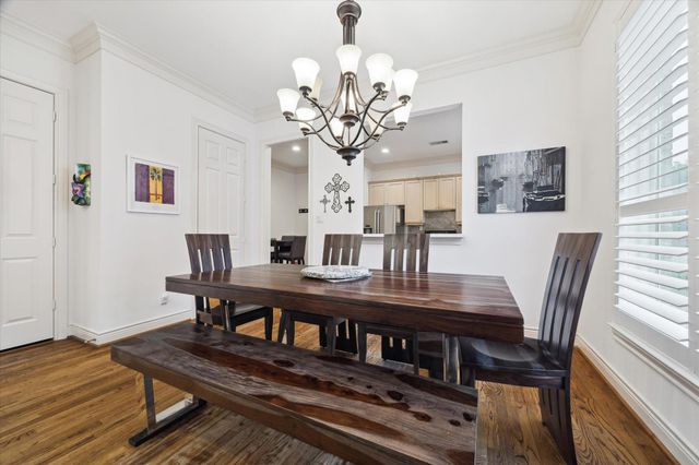 6837 Staffordshire Street, Houston, TX 77030