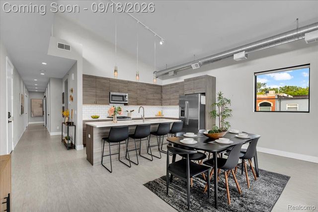 1741 Livernois Street 3, Ferndale, MI 48220