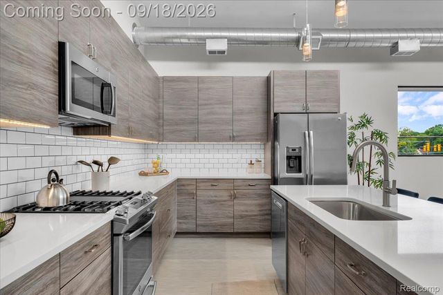 1741 Livernois Street 3, Ferndale, MI 48220