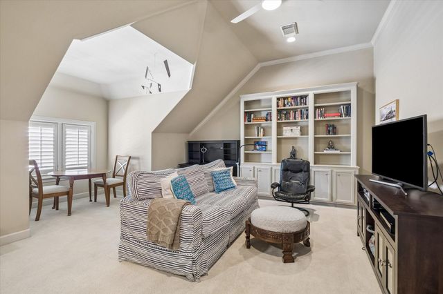 2426 Nantucket Drive B, Houston, TX 77057