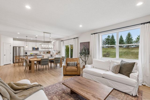 2430 Lacy Lane, Victoria, MN 55386