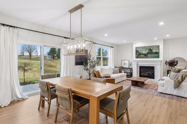 2430 Lacy Lane, Victoria, MN 55386