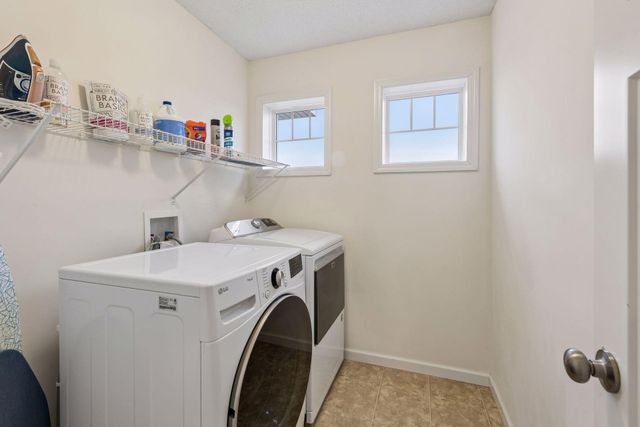 2430 Lacy Lane, Victoria, MN 55386