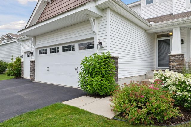 2430 Lacy Lane, Victoria, MN 55386