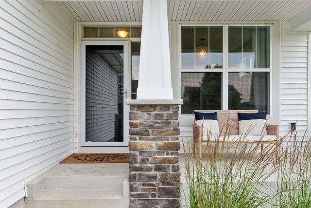 2430 Lacy Lane, Victoria, MN 55386