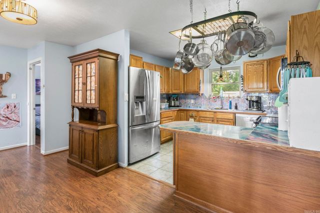 9A S Session Road, Conway, AR 72032