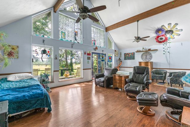 9A S Session Road, Conway, AR 72032