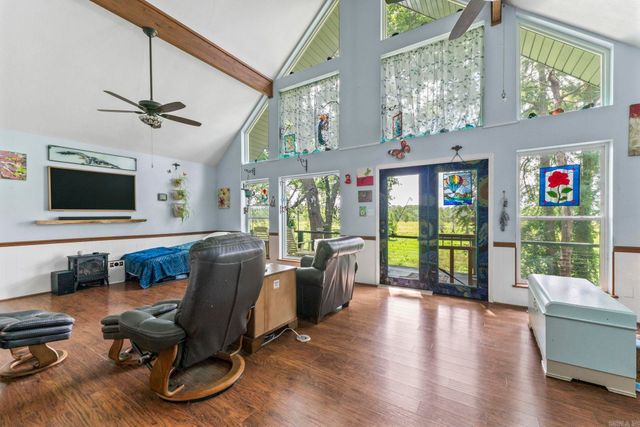 9A S Session Road, Conway, AR 72032