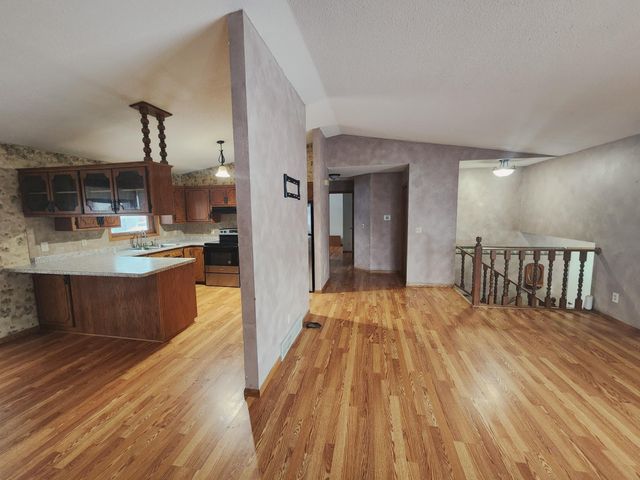 1553 32nd Avenue N, Saint Cloud, MN 56303