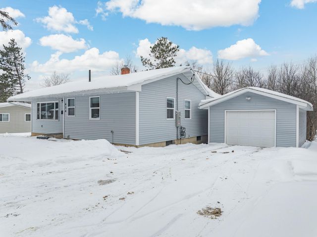 414 9th Street NE, Chisholm, MN 55719