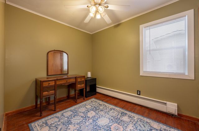 414 9th Street NE, Chisholm, MN 55719