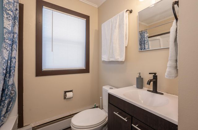 414 9th Street NE, Chisholm, MN 55719