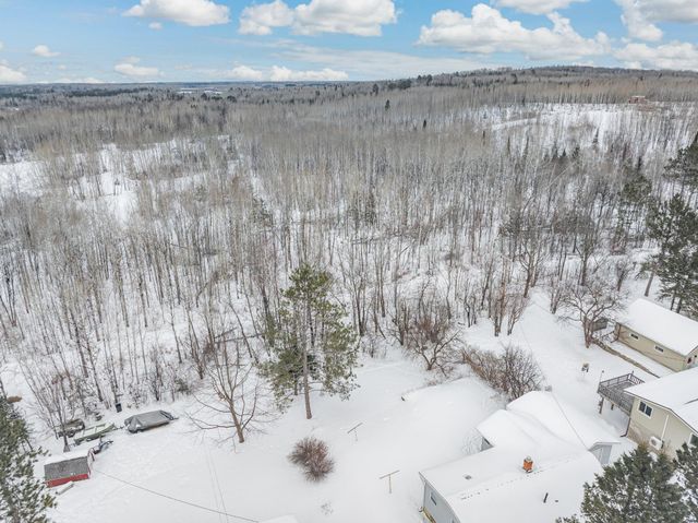 414 9th Street NE, Chisholm, MN 55719