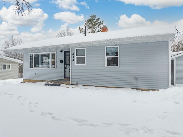 414 9th Street NE, Chisholm, MN 55719